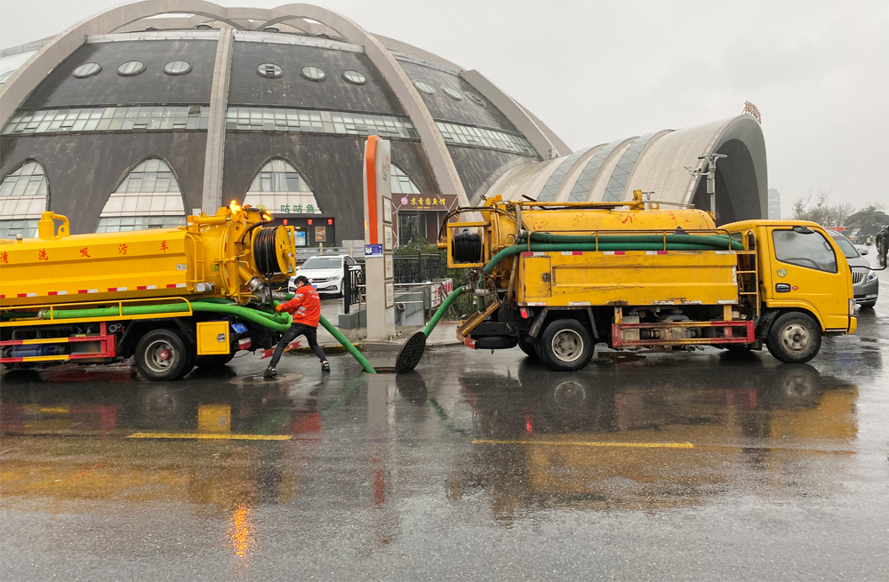 茅山商场管道清淤